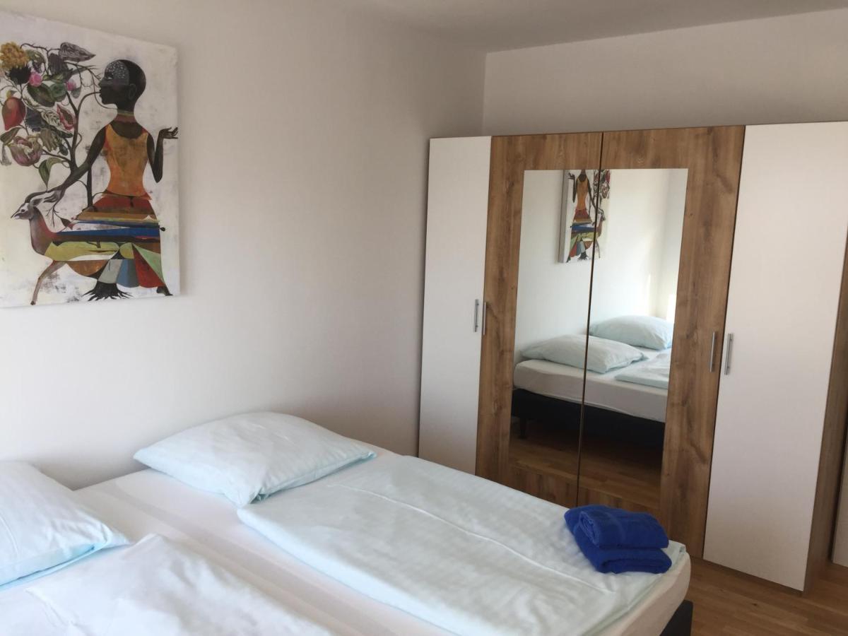 Appartements Am Hafen 즈벤카우 외부 사진