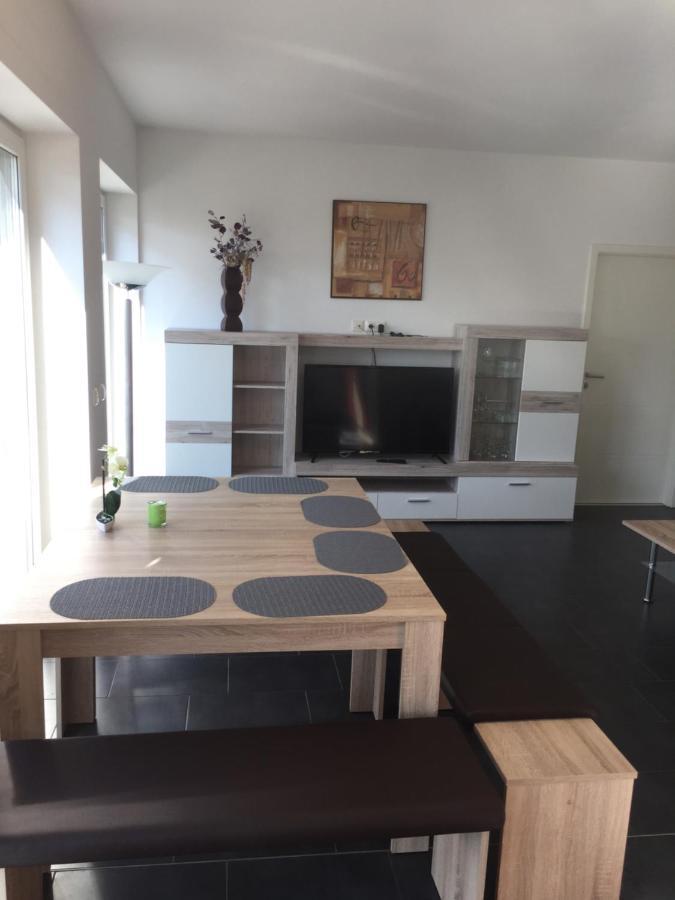 Appartements Am Hafen 즈벤카우 외부 사진