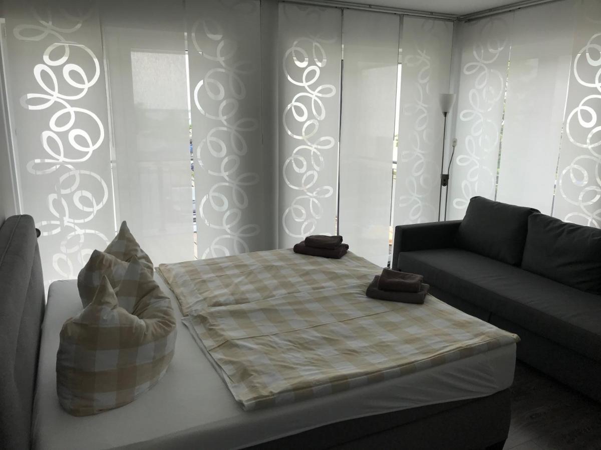 Appartements Am Hafen 즈벤카우 외부 사진