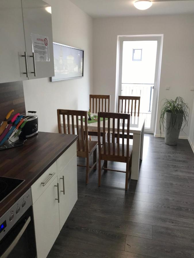 Appartements Am Hafen 즈벤카우 외부 사진