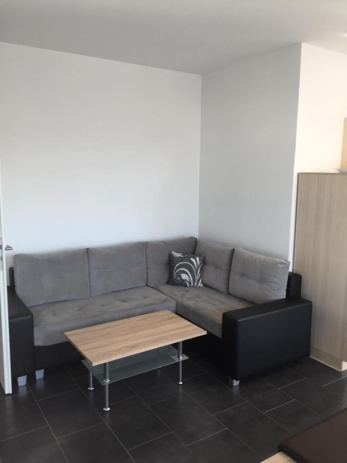 Appartements Am Hafen 즈벤카우 외부 사진
